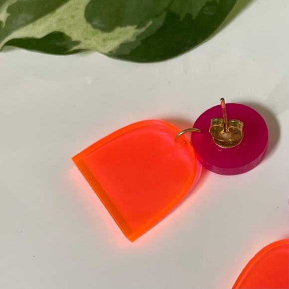 Contemporary Earrings by Combinist. - Picture 2 of 4